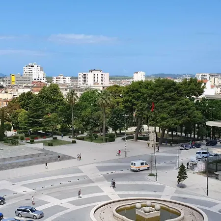 Square View Apartman