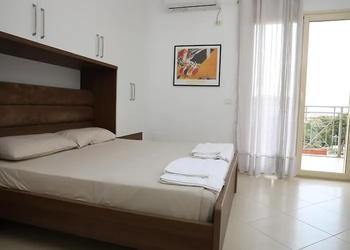 Apartment Square View Vlorë