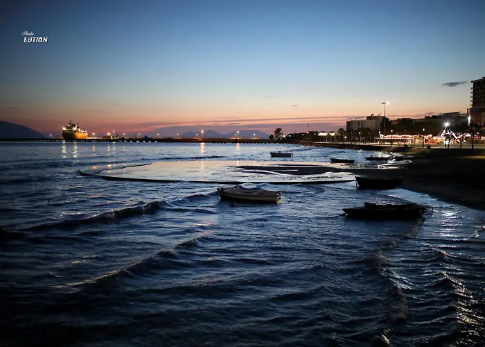 Apartment Square View